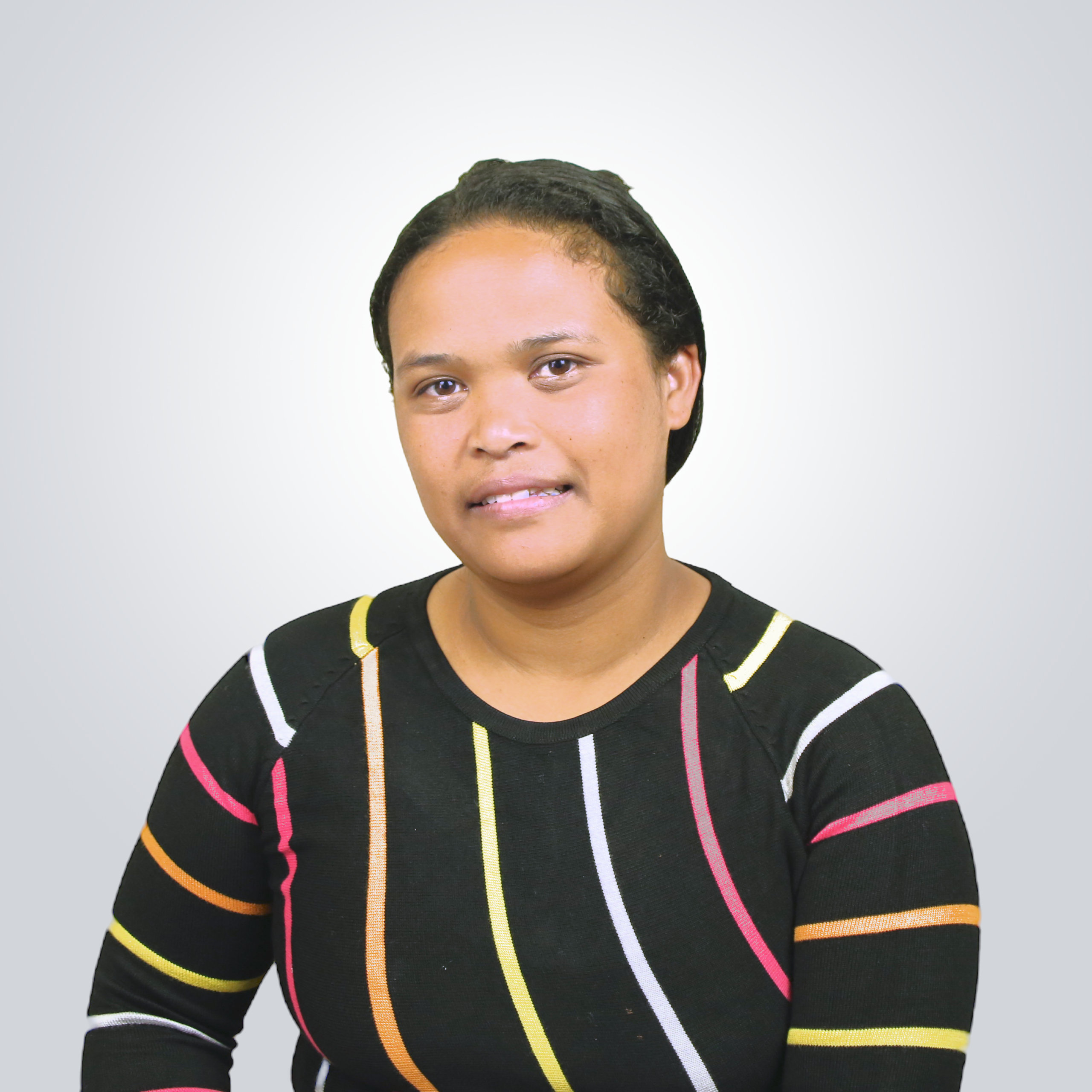 Mme Linah MIARANTSOA Edithe Samoelinah