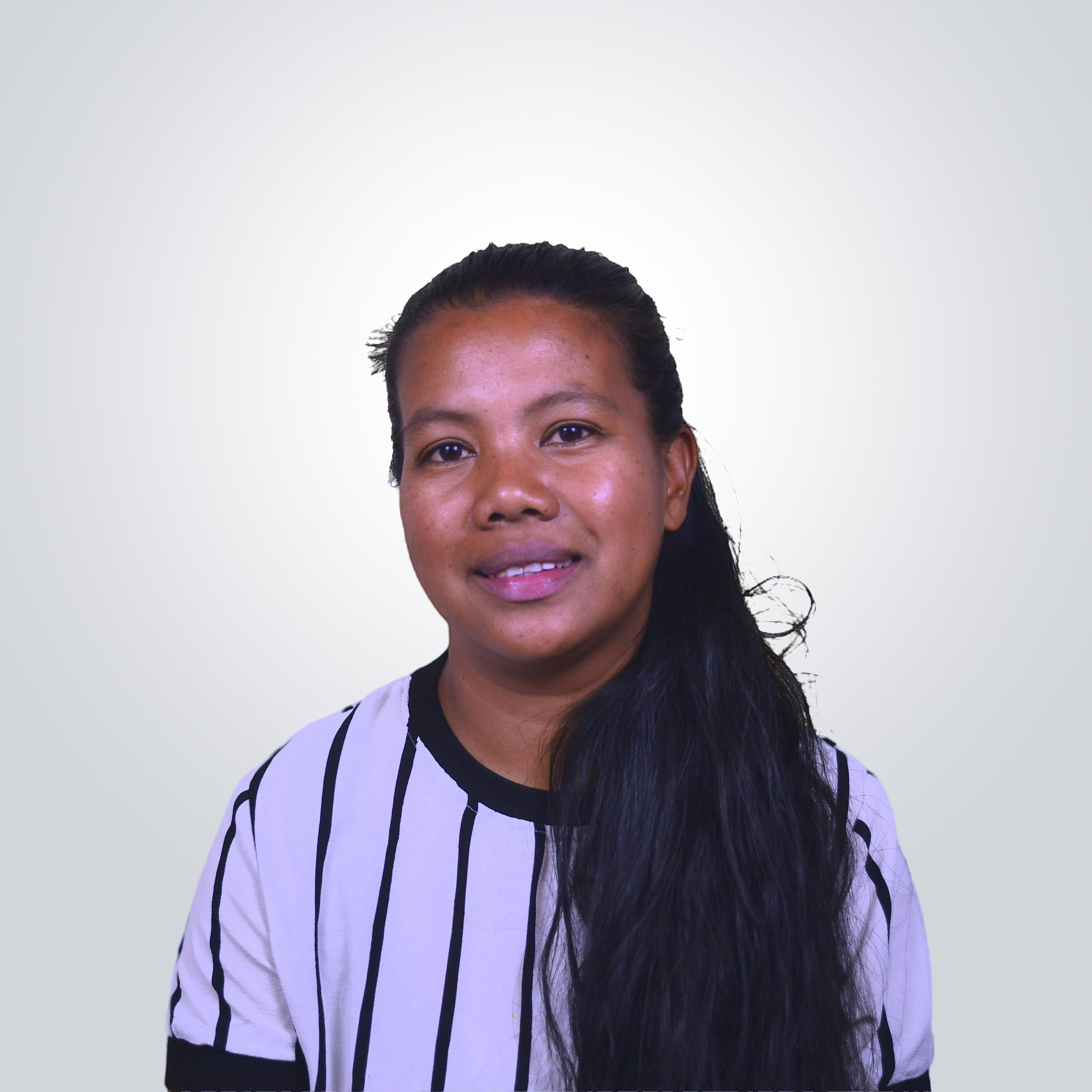 Mme Miora RANDRIAMANANA Nomenjanahary Miora